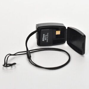 Nikon WU-1a Wireless Mobile Adapter for Nikon Digital Cameras with Case MINT